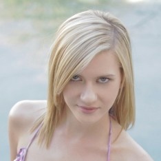 Petite girlnextdoor rides cock on first date