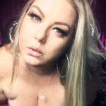 Private threesome in a swinger club with German Housewives