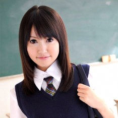 Kotomi Asakura teases with solo before working the cock